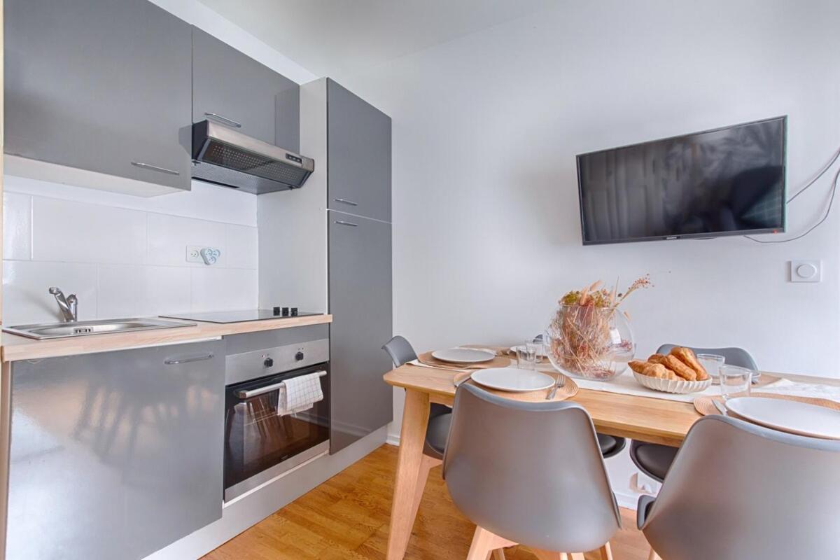 Appartement Near To Saint Lazare - 6P Paris Exteriör bild